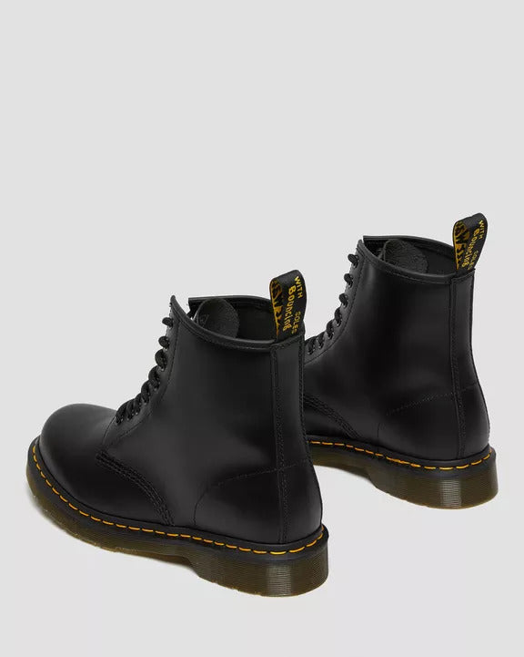 DR. MARTENS Anfibio Unisex 1460 Smooth-Black