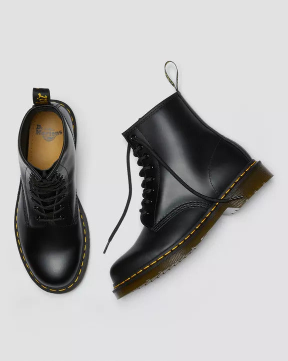 DR. MARTENS Anfibio Unisex 1460 Smooth-Black