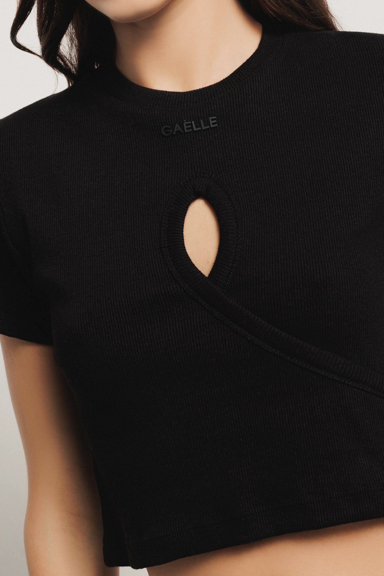 GAELLE PARIS T-Shirt Donna Cut Out-Nero